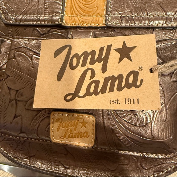 NWT Tony Lama Bronzed Floral Tooled Crossbody Saddle Bag - Brown RETIRED STYLE! - Picture 11 of 12